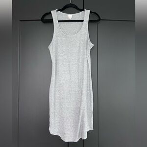 Ribbed gray dress